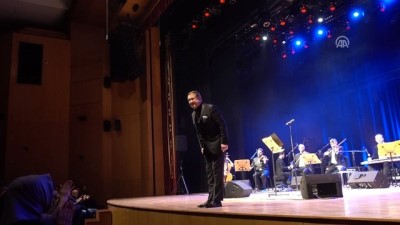 Ahmet Özhan 50. Sanat Yılını CRR'de Kutladı