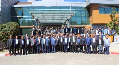 AK Parti Köy Başkanları Toplantısı Gerçekleştirildi