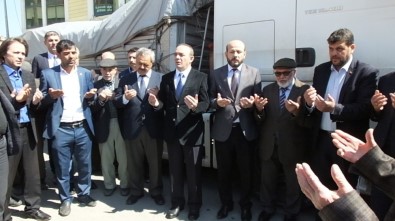 Burhaniyeliler Afrin'e Sevgilerini Gönderdi