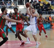 Trabzonspor Karşıyaka'yı Devirdi