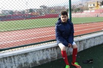 TÜRKÜCÜ - Balona Röveşata Atan Gülbey Kadro Dışı