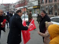 TÜRK ORDUSU - MHP Erzurum İl Başkanlığı'ndan Bayrak Dağıtımı
