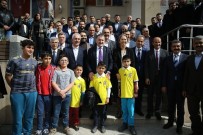 AK PARTI GENÇLIK KOLLARı - Bakan Bak Mardinli Gençlerle Buluştu