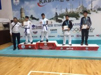 AYASOFYA - İhlas Koleji Karatede Yine Zirvede