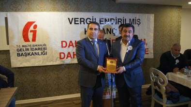 Kağızman'da Vergi Haftası Etkinliği Düzenlendi