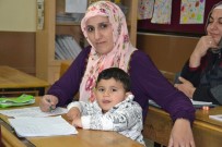OKUMA YAZMA SEFERBERLİĞİ - Okuma Yazma Seferberliği Büyük İlgi Görüyor