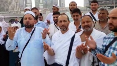 Roman Vatandaşlar Kabe'de Zeytin Dalı Harekatı İçin Dua Etti