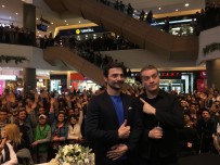 MURAT CEMCİR - 'Ailecek Şaşkınız'ın İzmir Galasında Kahkaha Tufanı