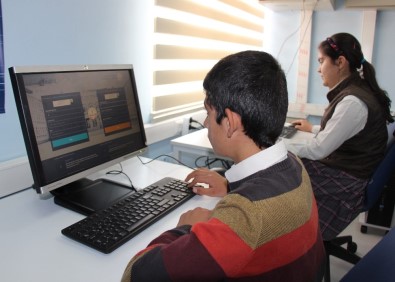 Elazığ'da 5 Köy Okuluna Bilgisayar Laboratuvarı