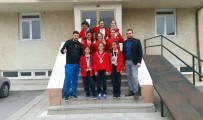 VOLEYBOL TAKIMI - Yozgat'ı Yarı Final Maçlarında Temsil Edecekler