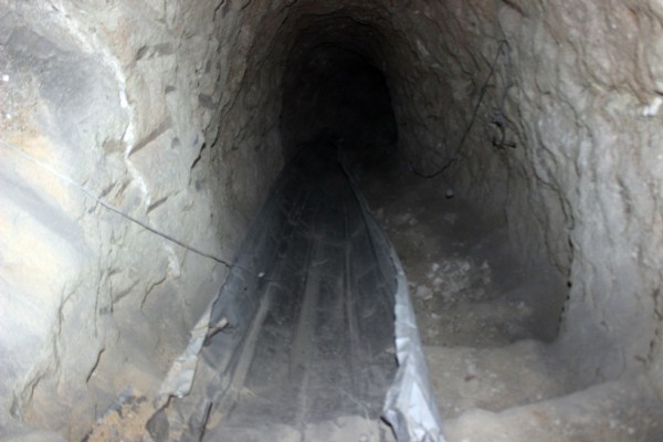 Bafilyun Dağı'ndaki tüneller görüntülendi