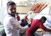 KABAK TATLıSı - Adana Kebabına Hollywood Coşkusu