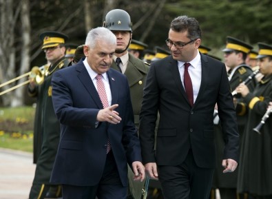 Başbakan Yıldırım, KKTC Başbakanı Erhürman'ı Resmi Törenle Karşıladı