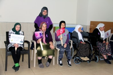 Engelli Ve Bakım Merkezi'nde Kadınlar Günü Kutlaması