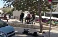 İsrail Güçleri Filistin Üniversitesinde Öğrencilere Saldırdı