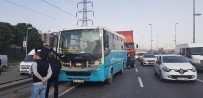 TIR KAZASI - İstanbul'da TIR, halk otobüsüne çarptı! Çok sayıda yaralı var...