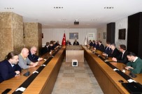 ERHAN KAMıŞLı - TFF Başkanı Yıldırım Demirören, Vali Ali Yerlikaya'yı Ziyaret Etti