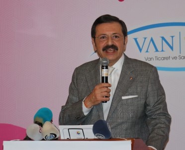 TOBB Başkanı Hisarcıklıoğlu Van'da