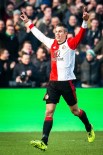 FEYENOORD - Van Persie sakatlandı