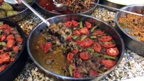 GÜMRÜK VE TİCARET BAKANI - Yemek Kartı Düzenlemesi Lokantacı Esnafını Mutlu Etti