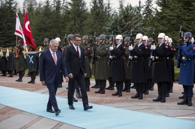 Yıldırım, KKTC Başbakanı Erhürman'ı Resmi Törenle Karşıladı