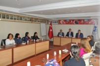 DÜNYA KADıNLAR GÜNÜ - Başkan Akkaya'dan, Kadın Personele İdari İzin