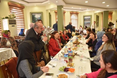 Başkan Arslan,  Kamu Kurumundaki Bayanlarla Bir Araya Geldi