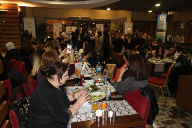 Diyarbakır'da Kadınlar Günü'ne Özel Gece