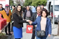 BARıŞ SELÇUK - Efeler Belediyesi, Kadınların Hem Gönüllerini Hem De Ağızlarını Tatlandırdı