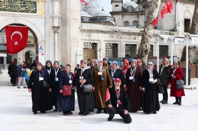 Eyüpsultanlı Kadınlara 8 Mart Hediyesi