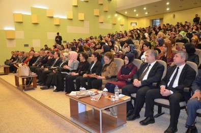 HRÜ'de Kadınlar Günü Paneli Yapıldı