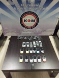 KAÇAK CEP TELEFONU - Kaçak Telefonları Satarken Yakalandı