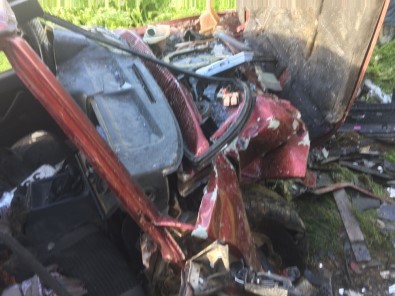 Karacasu'da Trafik Kazası Açıklaması 1 Ölü, 4 Yaralı