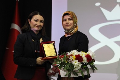 Lise Öğrencilerine 'Dünden Bugüne Türk Kadını' Semineri