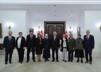 SEMİHA YILDIRIM - Yıldırım, Köyünü Türkiye'ye Tanıtan Zümran Ömür'ü Kabul Etti