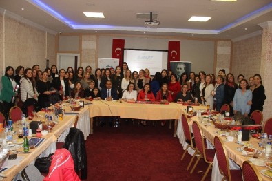 8 Mart'ta 'Kadın Ve Girişimcilik' Paneli