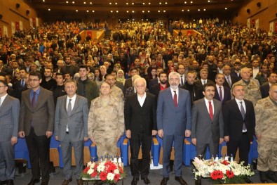 Diyarbakır'da 1 Milyon Kitap Okuyucuyla Buluştu