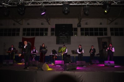 Dünya Kadınlar Günü'ne Özel Şiir Programı