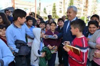 HÜSAMETTIN ÇETINKAYA - Kumluca'da 'Türkiye Okuyor' Kampanyası