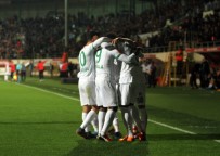 Spor Toto Süper Lig Açıklaması Aytemiz Alanyaspor Açıklaması 4 - Medipol Başakşehir Açıklaması 1 (Maç Sonucu)