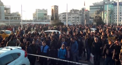 Taksim'den Silah Sesleri Yükseldi