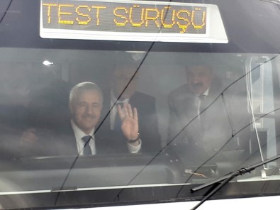 Ulaştırma Bakanı Arslan, Başkentray'ın Test Sürüşünü Gerçekleştirdi