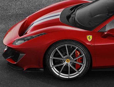 Yeni Ferrari 488 Pista'nın lastikleri Michelin'den