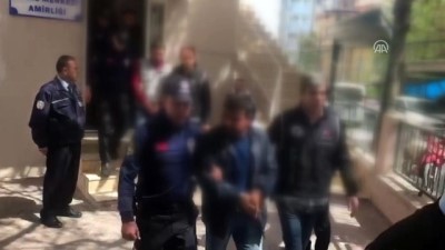 Adana'da tefeci operasyonunda 12 tutuklama