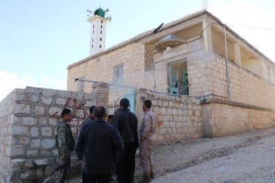 Afrin'de Camiyi Terör Karargahına Çevirmişler