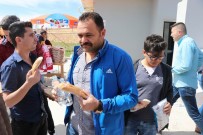 ÇEMEN - AK Parti, Nevşehirspor Maçında Çemen Ekmek Dağıttı