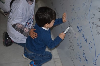 Bursa'da 'Yetim Dayanışma Gecesi'