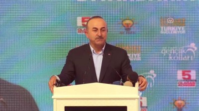 Dışişleri Bakanı Çavuşoğlu Diyarbakır'da Esnafı Ziyaret Etti