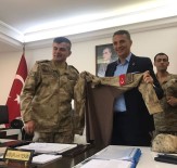OĞUZHAN ÖZYAKUP - Fikret Orman'a Komando Üniforması Hediye Edildi
