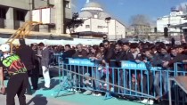 ALIŞVERİŞ FESTİVALİ - İranlılar Van'da Güzel Vakit Geçiriyor